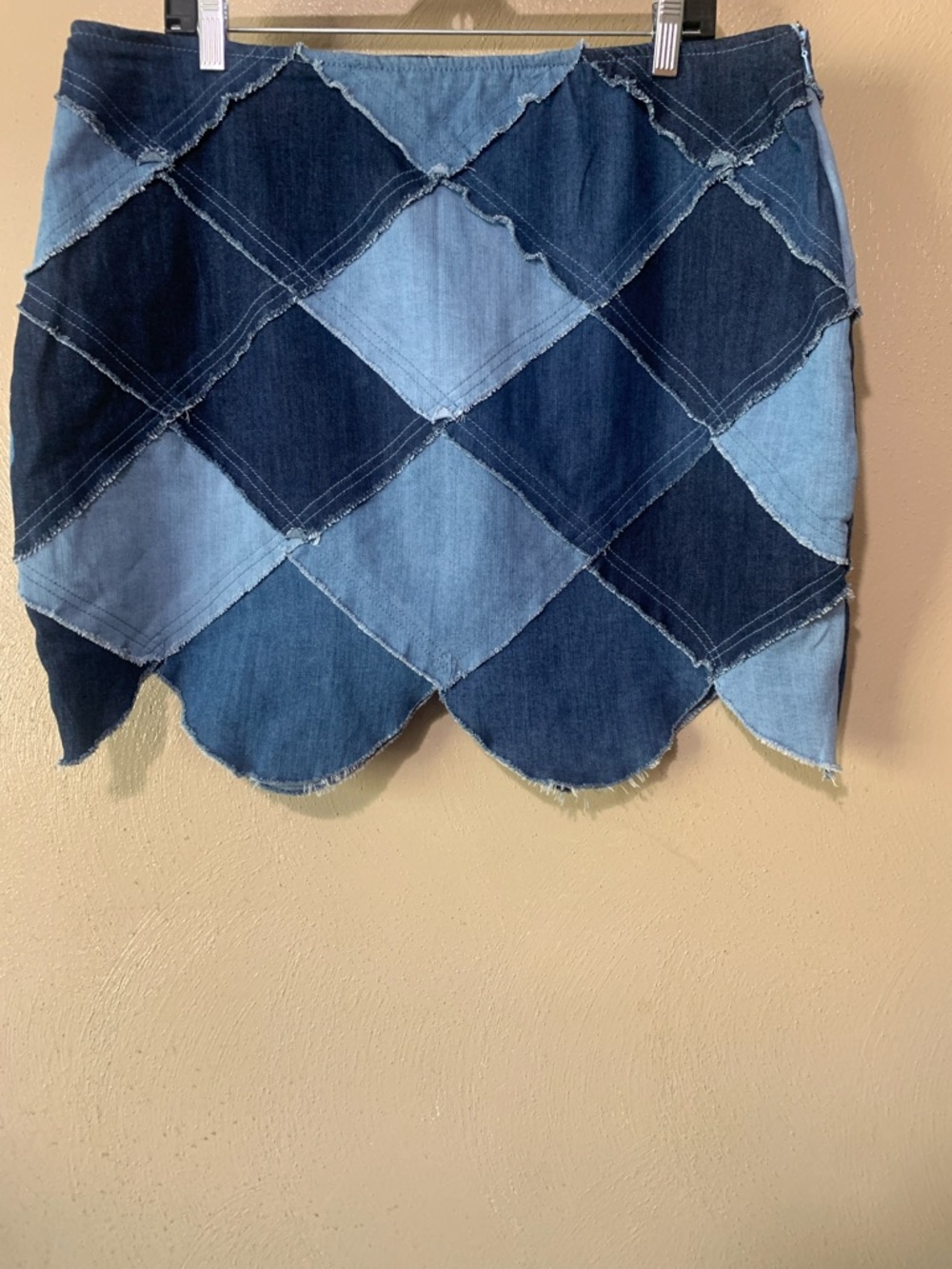 32. Traffic Jean Wear 16W Patchwork Diamond Denim Mini Skirt Scalloped Hem NWT - Picture 2 of 4